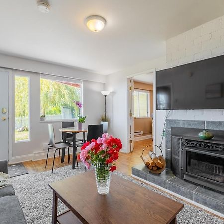 Two Bedroom With Amazing Ocean View North Vancouver Exteriér fotografie
