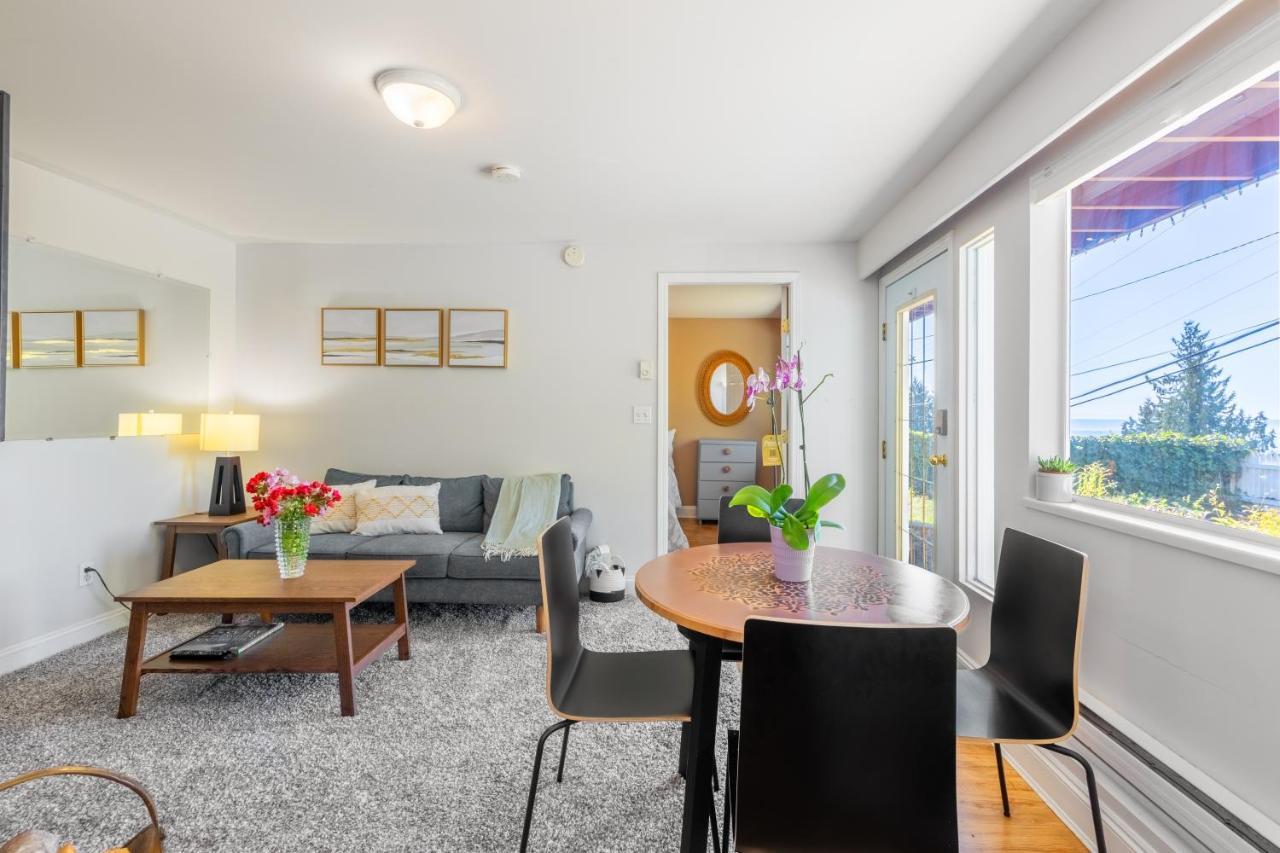 Two Bedroom With Amazing Ocean View North Vancouver Exteriér fotografie